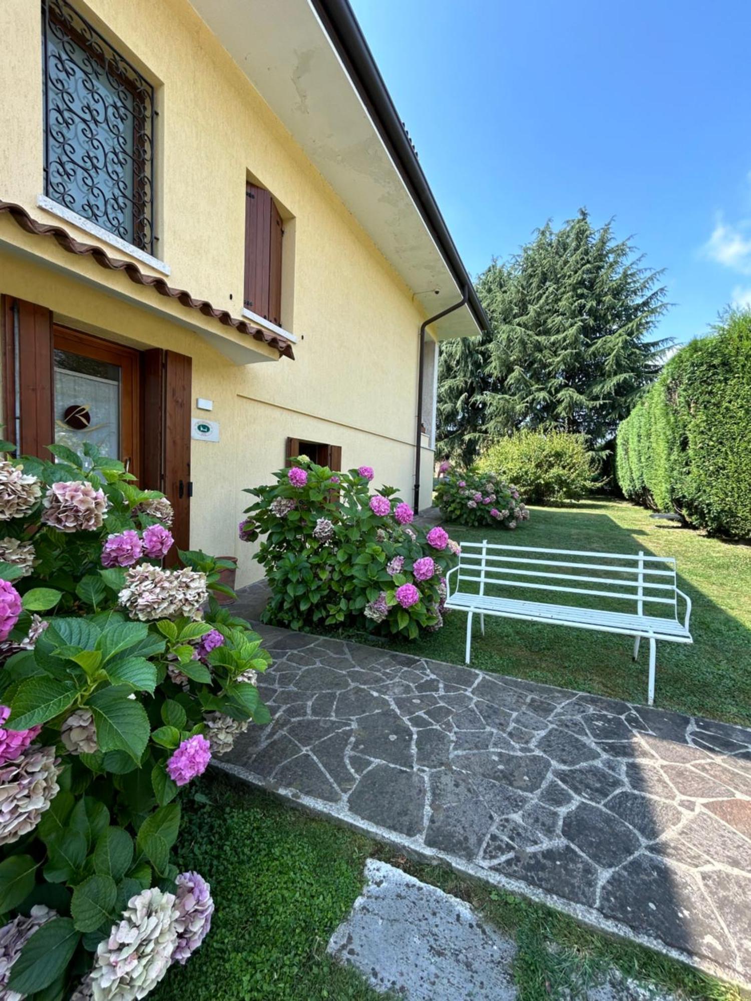 B&B Relief Possagno Extérieur photo